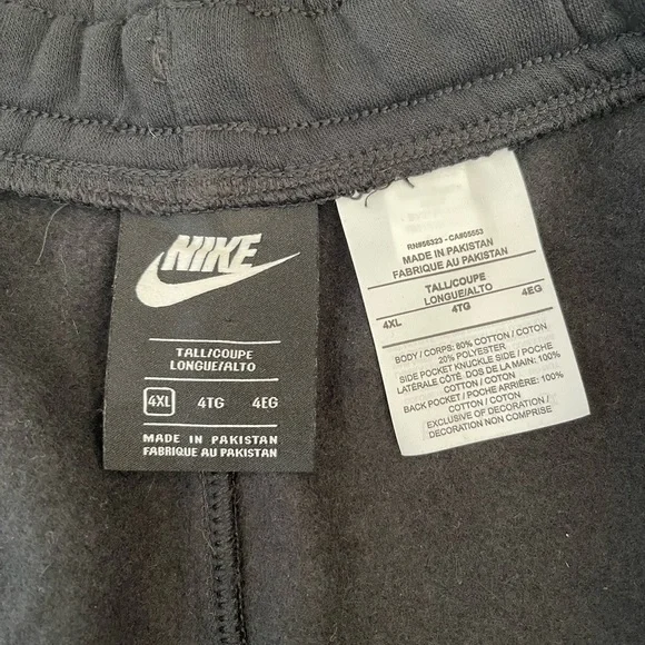 NWT Nike black athletic shorts - Picture 3 of 4